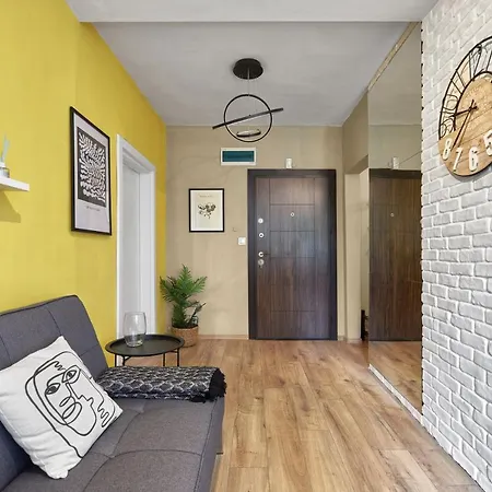 Lejlighed Lazur 2bd Flat Next To The Sea Garden By Flat Mаnаger Burgas City